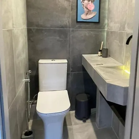Lefkalia Νικιάνα